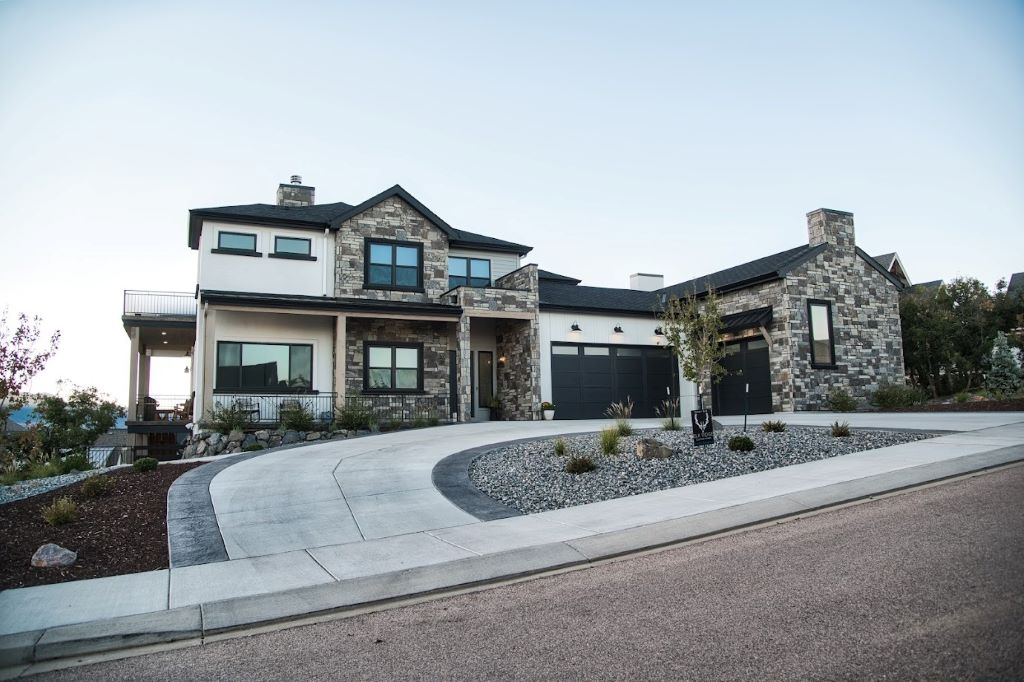 Building Your Dream in the Rockies: A Guide to the Best Affordable Home Builders in Colorado Springs
