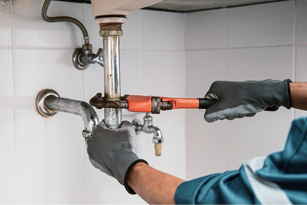 What Tools Do I Need to Unclog a Drain